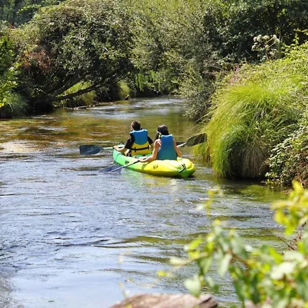 Camping Pour 6 Personnes Avec Terrasse - Api-1-52-708