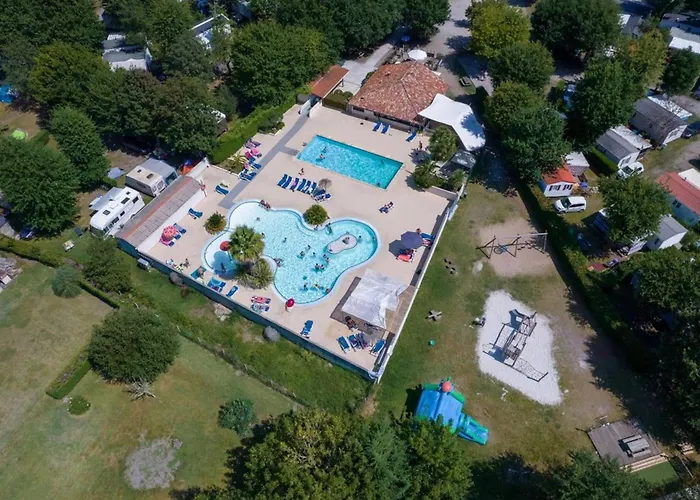 Pour 6 Personnes Avec Terrasse - Api-1-52-708 * Sainte-Eulalie-en-Born